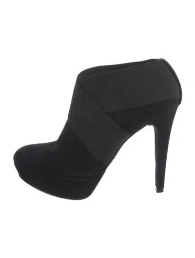 Pre-owned Stuart Weitzman Suede Boots In Black