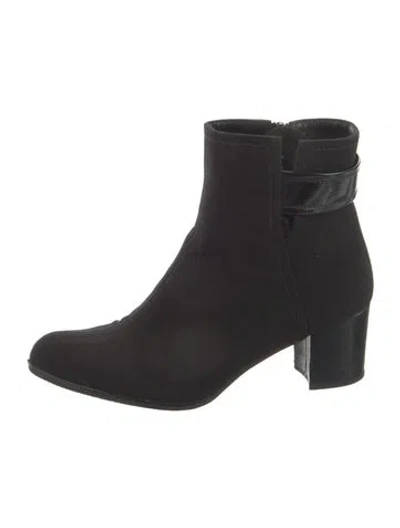 Pre-owned Stuart Weitzman Suede Boots In Black