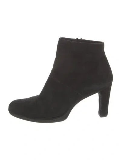 Pre-owned Stuart Weitzman Suede Boots In Black