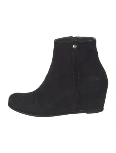 Pre-owned Stuart Weitzman Suede Boots In Black