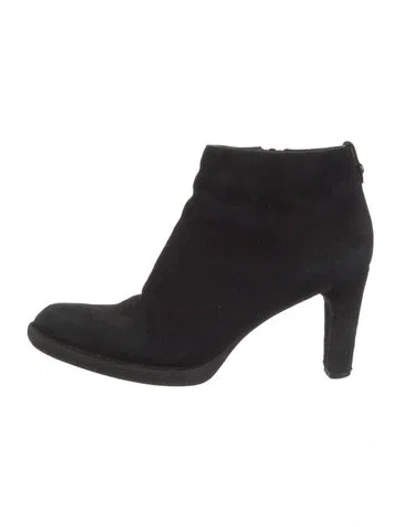 Pre-owned Stuart Weitzman Suede Boots In Black