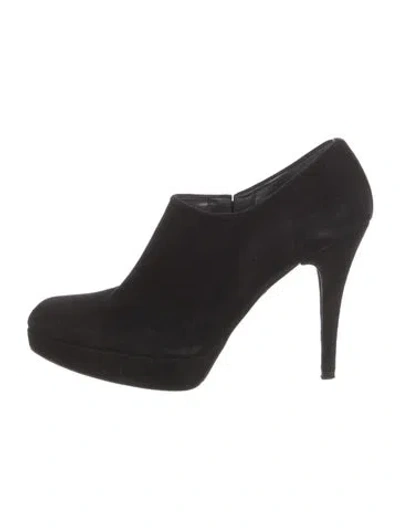 Pre-owned Stuart Weitzman Suede Boots In Black