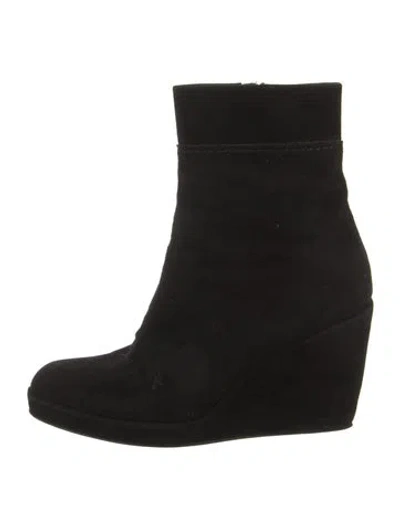 Pre-owned Stuart Weitzman Suede Boots In Black
