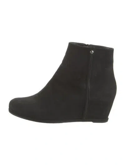 Pre-owned Stuart Weitzman Suede Boots In Black