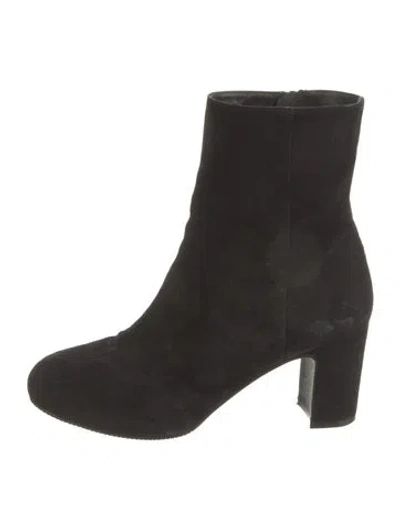 Pre-owned Stuart Weitzman Suede Boots In Black