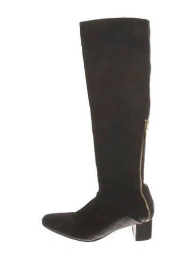 Pre-owned Stuart Weitzman Suede Boots In Black