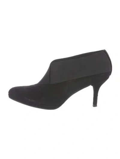 Pre-owned Stuart Weitzman Suede Boots In Black