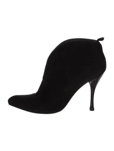 Pre-owned Stuart Weitzman Suede Boots In Black