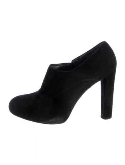 Pre-owned Stuart Weitzman Suede Boots In Black