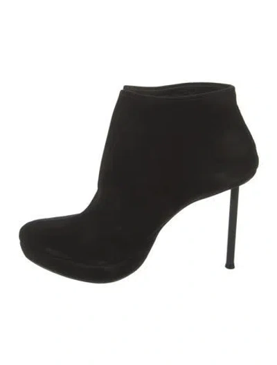 Pre-owned Stuart Weitzman Suede Boots In Black