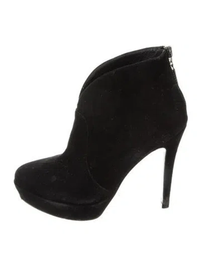 Pre-owned Stuart Weitzman Suede Boots In Black