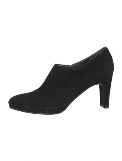 Pre-owned Stuart Weitzman Suede Boots In Black