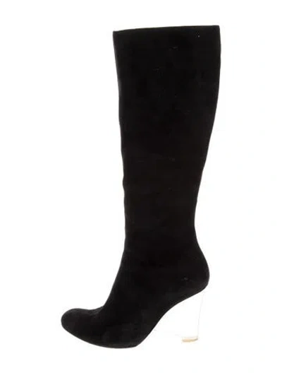 Pre-owned Stuart Weitzman Suede Boots In Black