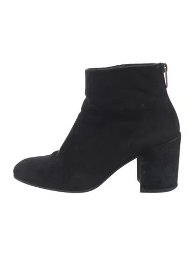 Pre-owned Stuart Weitzman Suede Boots In Black