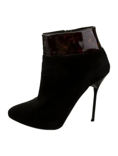 Pre-owned Stuart Weitzman Suede Boots In Black