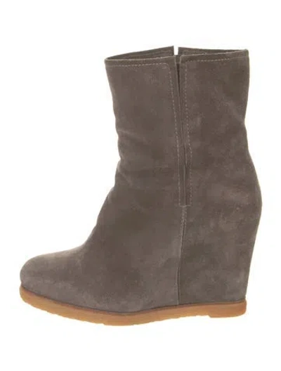 Pre-owned Stuart Weitzman Suede Boots In Brown