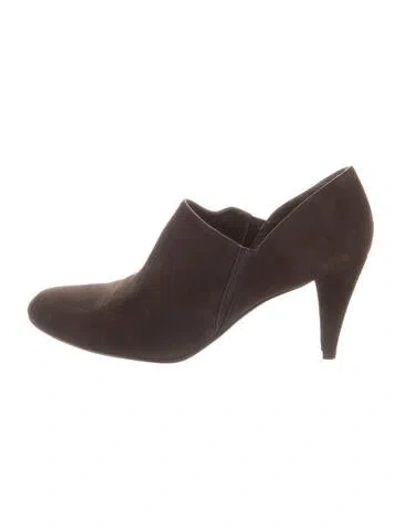 Pre-owned Stuart Weitzman Suede Boots In Brown