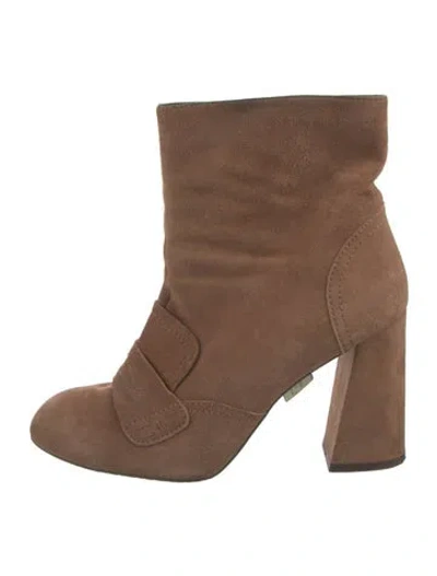 Pre-owned Stuart Weitzman Suede Boots In Brown