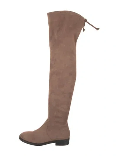 Pre-owned Stuart Weitzman Suede Boots In Brown