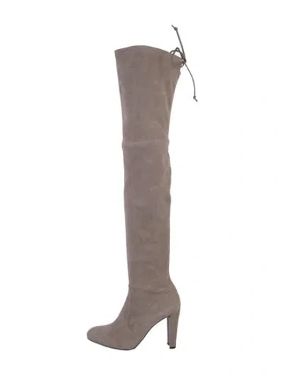 Pre-owned Stuart Weitzman Suede Boots In Green