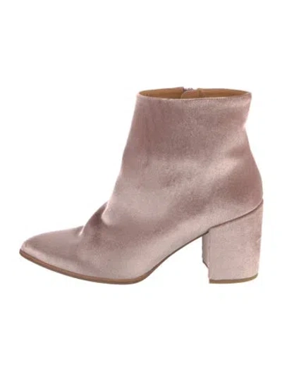 Pre-owned Stuart Weitzman Suede Boots In Pink