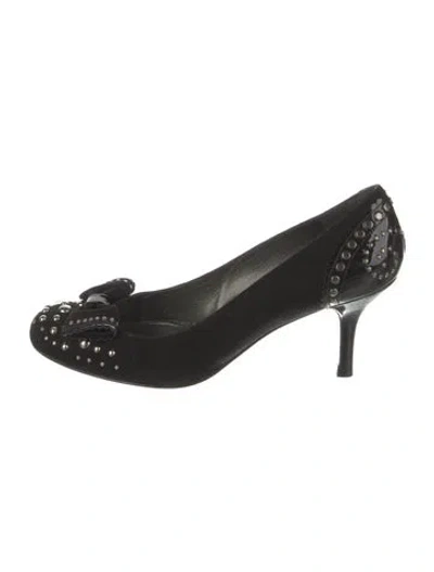 Pre-owned Stuart Weitzman Suede Bow Accents Pumps In Black