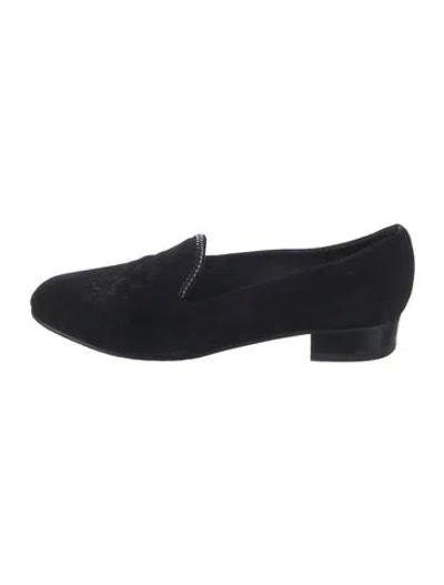 Pre-owned Stuart Weitzman Suede Chain-link Accents Loafers In Black
