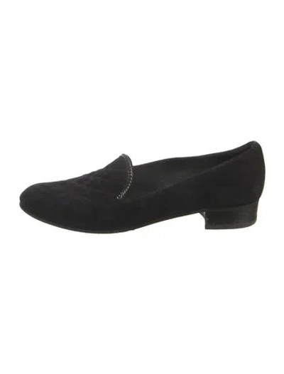 Pre-owned Stuart Weitzman Suede Chain-link Accents Loafers In Black