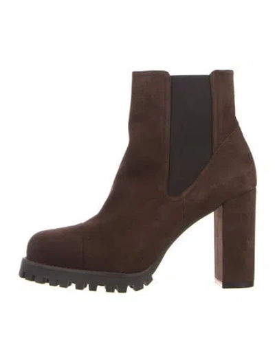 Pre-owned Stuart Weitzman Suede Chelsea Boots In Brown