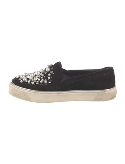 Pre-owned Stuart Weitzman Suede Crystal Embellishments Flats In Black