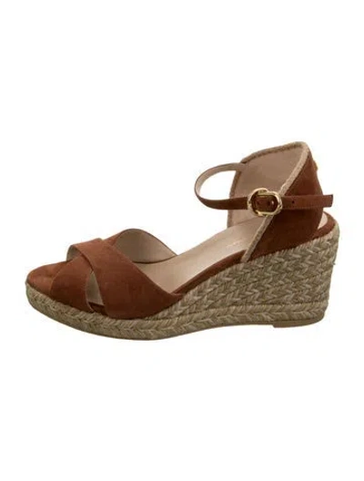 Pre-owned Stuart Weitzman Suede Espadrilles In Gold