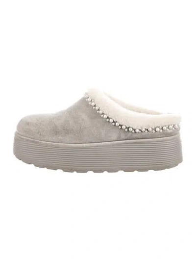 Pre-owned Stuart Weitzman Suede Espadrilles In Gray