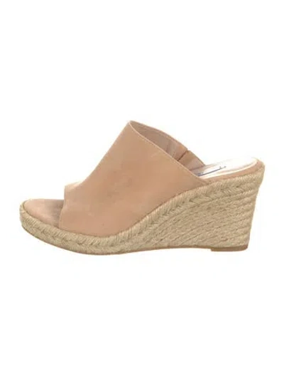 Pre-owned Stuart Weitzman Suede Espadrilles In Neutral