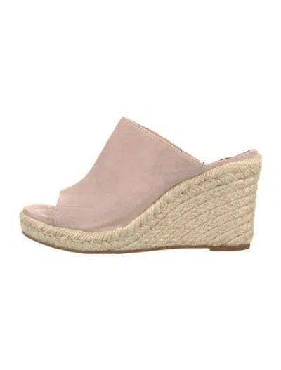 Pre-owned Stuart Weitzman Suede Espadrilles In Pink