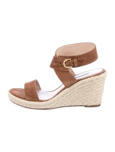 Pre-owned Stuart Weitzman Suede Espadrilles In Pink