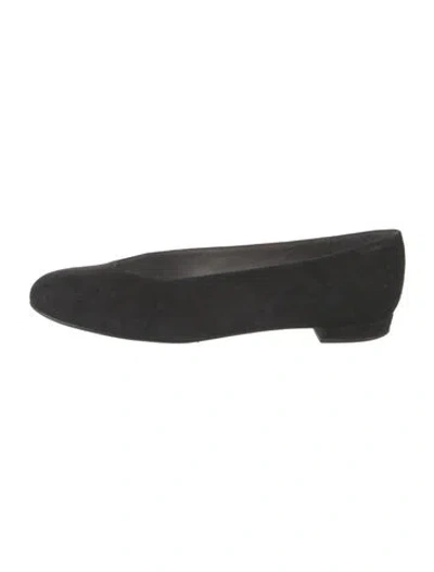 Pre-owned Stuart Weitzman Suede Flats In Black