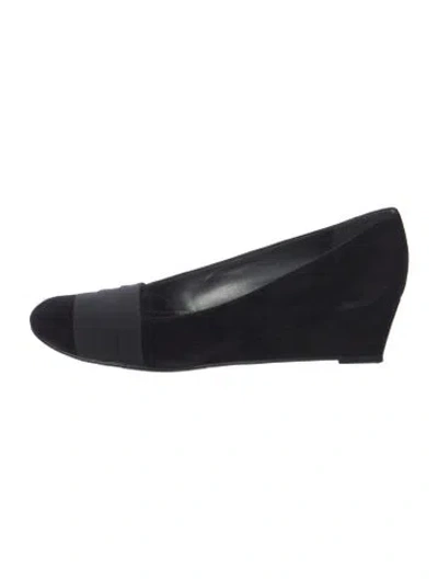 Pre-owned Stuart Weitzman Suede Grosgrain Trim Pumps In Black