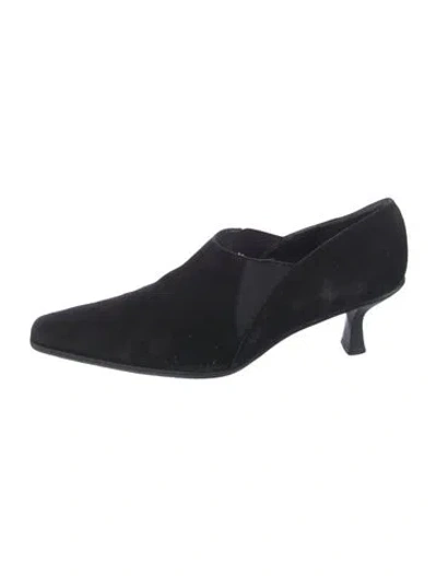 Pre-owned Stuart Weitzman Suede Grosgrain Trim Pumps In Black