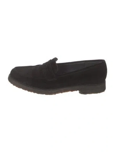 Pre-owned Stuart Weitzman Suede Loafers In Black