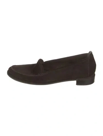 Pre-owned Stuart Weitzman Suede Loafers In Brown