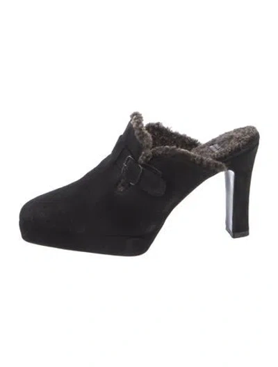 Pre-owned Stuart Weitzman Suede Mules In Black