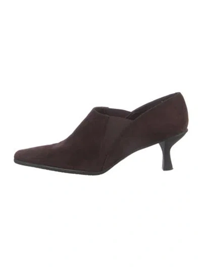 Pre-owned Stuart Weitzman Suede Mules In Brown