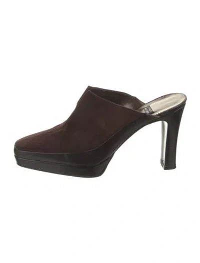 Pre-owned Stuart Weitzman Suede Mules In Brown