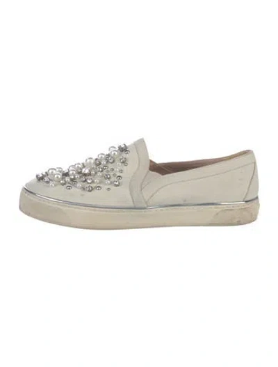Pre-owned Stuart Weitzman Suede Patterned Sneakers In White