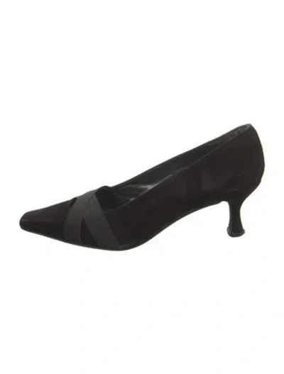 Pre-owned Stuart Weitzman Suede Printed Pumps In Black