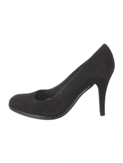 Pre-owned Stuart Weitzman Suede Pumps In Black