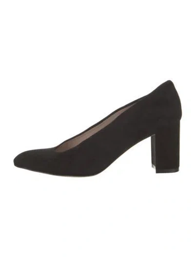 Pre-owned Stuart Weitzman Suede Pumps In Black