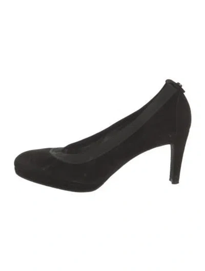 Pre-owned Stuart Weitzman Suede Pumps In Black