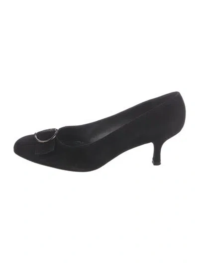 Pre-owned Stuart Weitzman Suede Pumps In Black