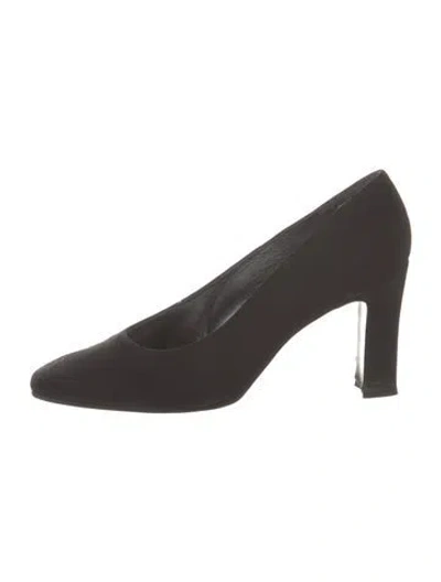 Pre-owned Stuart Weitzman Suede Pumps In Black